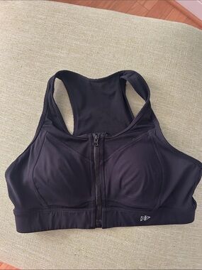Black Front-Zip High Support Sports Bra